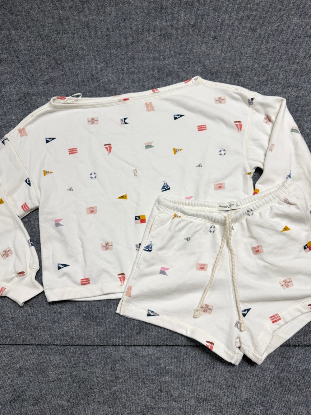 Abercrombie & Fitch Set